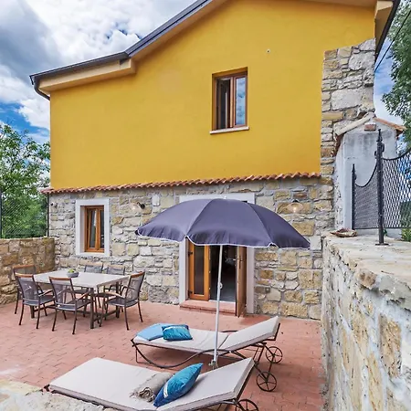 Holiday home 2 Bedroom Awesome In